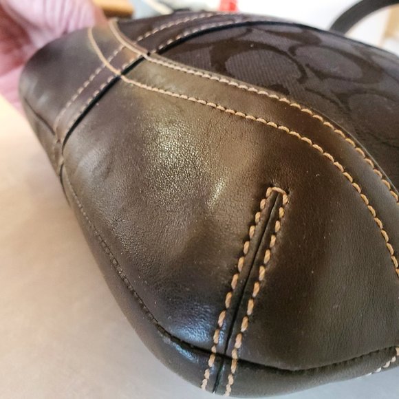 Like New Coach Black Signature Canvas Shoulder Bag Purse 3577 - Picture 9 of 16